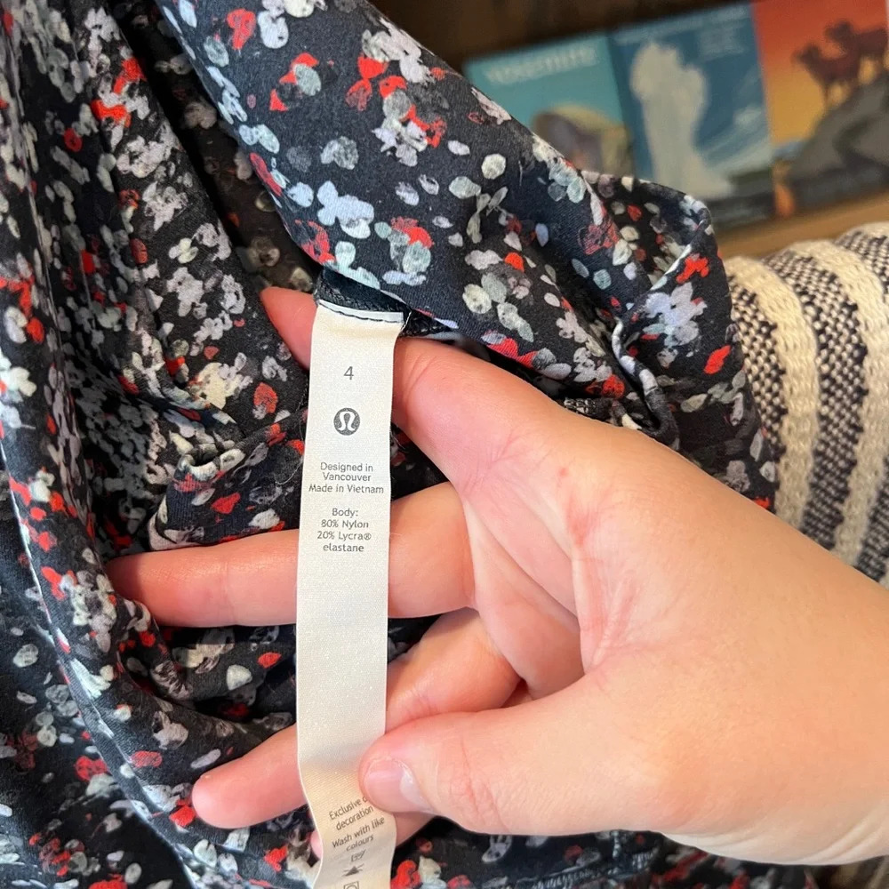 Lululemon women’s Align crop 21” size 4 - Picture 7 of 10